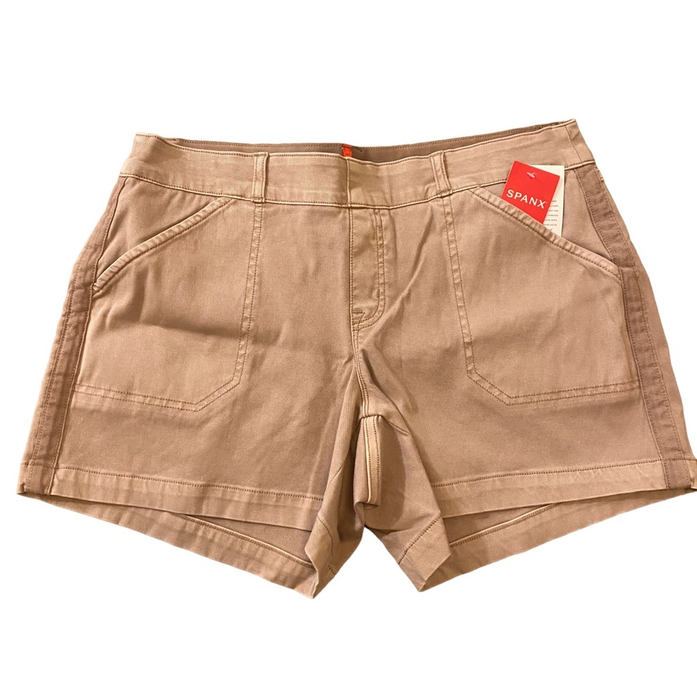 NWT Spanx Size XL Stretch Twill 5" Inseam Shorts in Mauve with multiple pockets